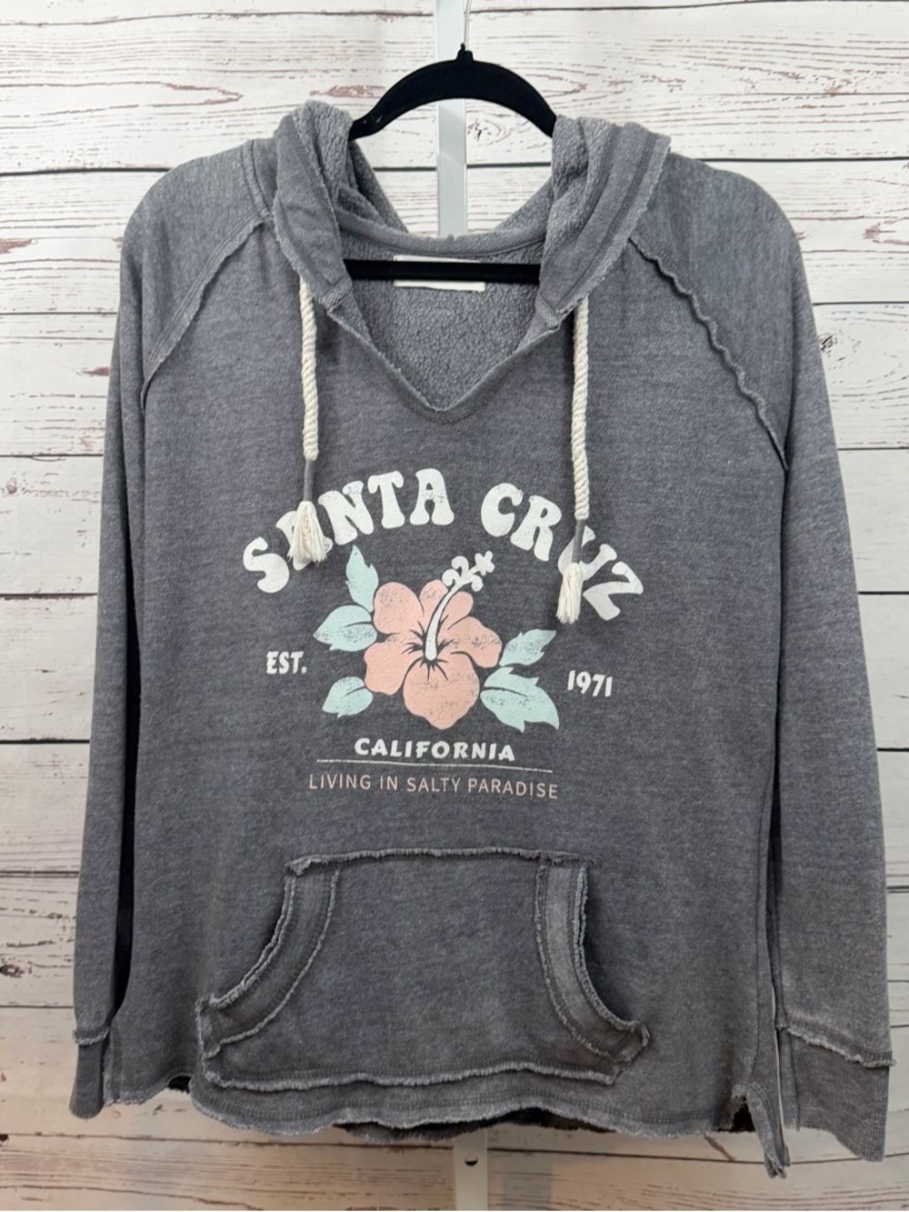 Ocean Drive Santa Cruz CA Gray Hoodie with Pastel Floral Graphic Medium - Picture 7 of 8